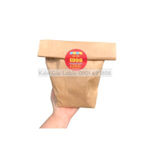 in tem nhan dan_in tem gia re_in sticker dán_kiengialable_nhan dan san pham_4